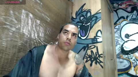 Snapshot of bbc_monster1 chatting on April 29, 10:49 pm Justin online show from April 29, 10:49 pm