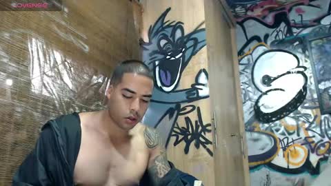 Snapshot of bbc_monster1 chatting on May 11, 8:50 pm Justin online show from May 11, 8:50 pm