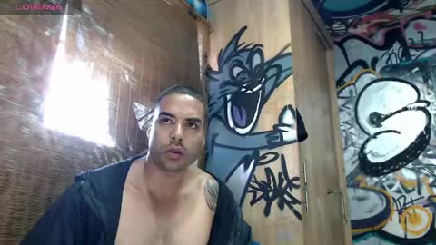 Snapshot of bbc_monster1 chatting on May 12, 3:20 pm Justin online show from May 12, 3:20 pm