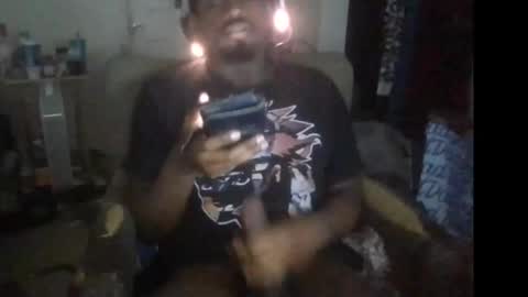 rocker n queen online show from November 4, 4:06 pm