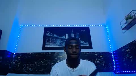 Snapshot of bbc_stallionn chatting on September 28, 3:34 am Andrew online show from September 28, 3:34 am