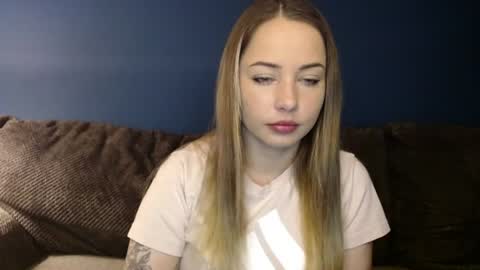 bbgirlnextdoor online show from August 3, 11:48 am