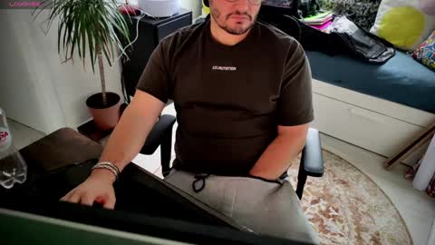 CallMeDaddy online show from December 2, 2:08 pm