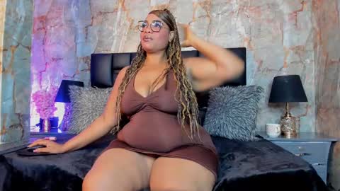 Bbwlatina01 online show from November 17, 11:49 am