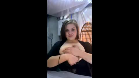 PlushiePrincess online show from May 22, 2:40 am
