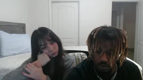 Snapshot of bby_julesss chatting on December 19, 5:25 am bby_julesss online show from December 19, 5:25 am