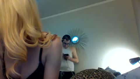 CupcakeeBarbie online show from January 17, 7:57 am