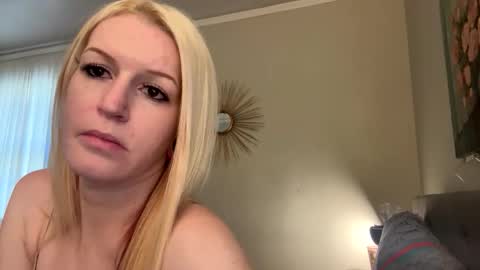 CupcakeeBarbie online show from February 13, 7:32 pm