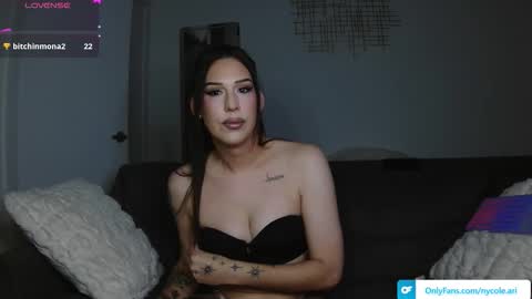 bbygirlnycole online show from May 7, 2:17 am