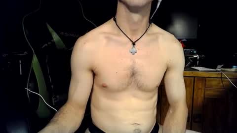 Snapshot of bchillin28 chatting on January 6, 9:02 am bchillin28 online show from January 6, 9:02 am