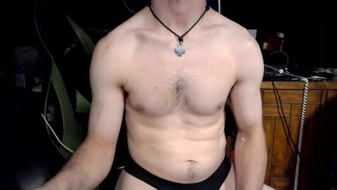 bchillin28 online show from April 4, 4:22 am