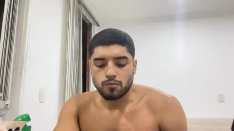 Snapshot of bdever7 chatting on February 15, 7:51 am bdever7 online show from February 15, 7:51 am