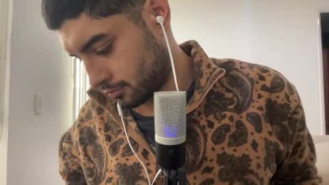 Snapshot of bdever7 chatting on February 17, 8:15 pm bdever7 online show from February 17, 8:15 pm