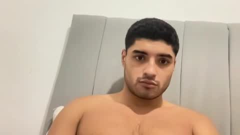 Snapshot of bdever7 chatting on February 24, 9:07 am bdever7 online show from February 24, 9:07 am