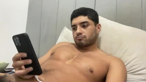 Snapshot of bdever7 chatting on March 2, 5:08 am bdever7 online show from March 2, 5:08 am