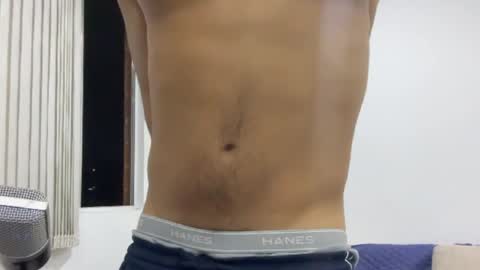 Snapshot of bdever7 chatting on March 22, 10:29 am bdever7 online show from March 22, 10:29 am