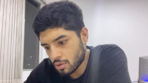 Snapshot of bdever7 chatting on March 23, 1:53 am bdever7 online show from March 23, 1:53 am