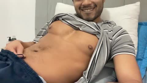 Snapshot of bdever7 chatting on April 7, 5:41 am bdever7 online show from April 7, 5:41 am