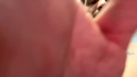 Snapshot of bdoesplashh chatting on November 25, 10:43 pm bdoesplashh online show from November 25, 10:43 pm