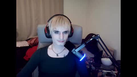 fuckboy86 online show from February 15, 1:46 am