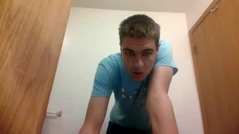 Snapshot of bdr12inches chatting on December 8, 6:11 am bdr12inches online show from December 8, 6:11 am