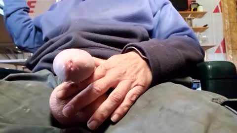 Snapshot of bdsm_switch_cum chatting on March 3, 8:43 pm BDSM SWITCH CUM online show from March 3, 8:43 pm