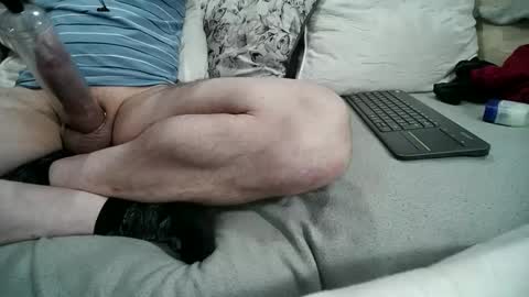 Snapshot of be4your_desire chatting on February 4, 10:43 am mikiforfun online show from February 4, 10:43 am