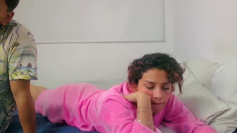 Sara  Juan online show from December 13, 7:15 am