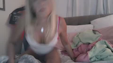 Emma online show from December 19, 8:56 am