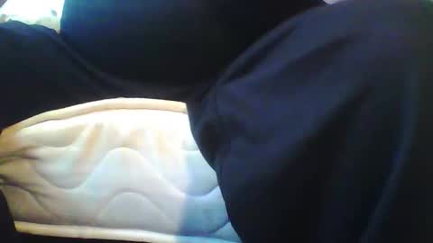 Snapshot of beanwright26 chatting on October 5, 10:02 am beanwright26 online show from October 5, 10:02 am