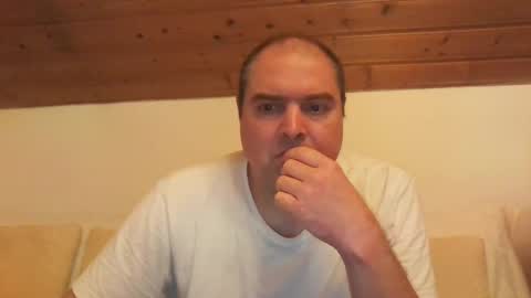 Snapshot of bear037 chatting on September 30, 7:41 pm bear037 online show from September 30, 7:41 pm