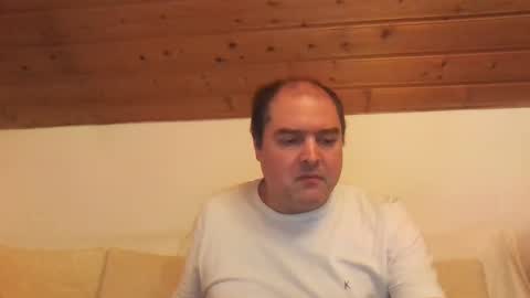 Snapshot of bear037 chatting on November 8, 12:00 am bear037 online show from November 8, 12:00 am