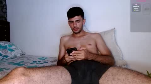 Snapshot of bear_97s chatting on September 14, 3:05 am Pipe online show from September 14, 3:05 am