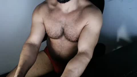 Snapshot of beard_top_guy chatting on September 21, 9:38 pm Beard Guy online show from September 21, 9:38 pm