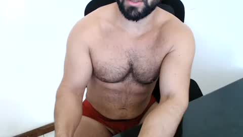 Snapshot of beard_top_guy chatting on October 2, 3:30 pm Beard Guy online show from October 2, 3:30 pm