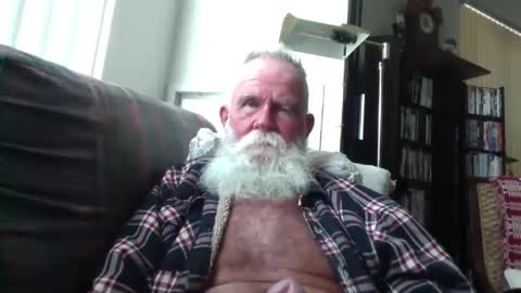 Snapshot of beardbushy chatting on September 8, 5:56 pm beardbushy online show from September 8, 5:56 pm