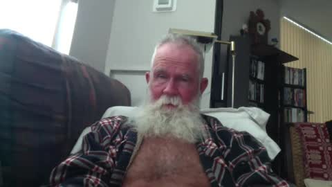 Snapshot of beardbushy chatting on July 9, 4:00 pm beardbushy online show from July 9, 4:00 pm