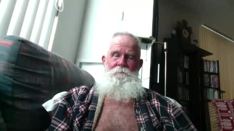 Snapshot of beardbushy chatting on July 16, 5:30 pm beardbushy online show from July 16, 5:30 pm