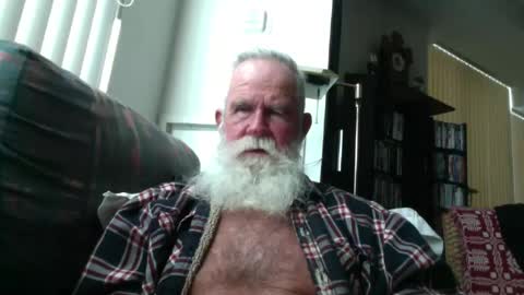 Snapshot of beardbushy chatting on July 19, 4:22 pm beardbushy online show from July 19, 4:22 pm