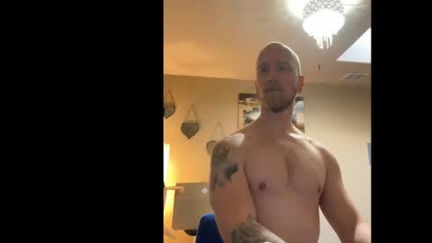 GoldenLyon online show from December 30, 8:58 pm