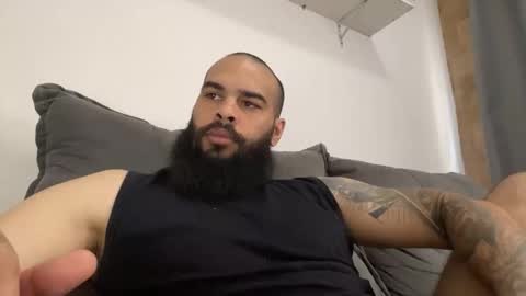 Min online show from December 5, 6:15 pm