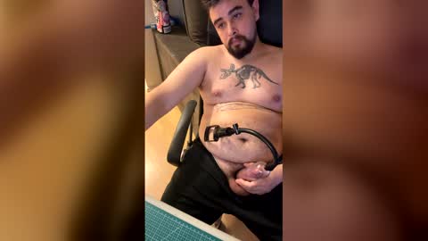 Snapshot of beartsmkr chatting on January 14, 5:57 am beartsmkr online show from January 14, 5:57 am