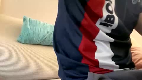 Snapshot of beastcumcam chatting on March 4, 3:29 pm beastcumcam online show from March 4, 3:29 pm