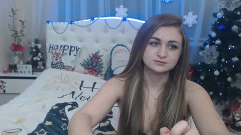 Snapshot of beataangel chatting on December 27, 2:33 pm beataangel online show from December 27, 2:33 pm
