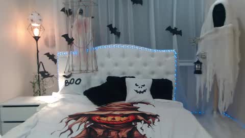 Snapshot of beataangel chatting on October 13, 8:25 am beataangel online show from October 13, 8:25 am