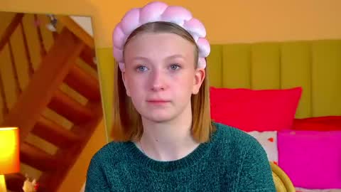 Beatrice online show from April 22, 6:42 pm