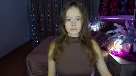 Snapshot of beatricewild chatting on December 18, 10:10 am BeatriceWild online show from December 18, 10:10 am