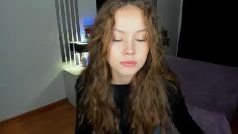 Snapshot of beatricewild chatting on January 7, 10:07 am BeatriceWild online show from January 7, 10:07 am