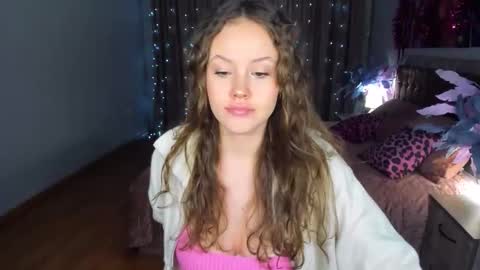 Snapshot of beatricewild chatting on January 18, 11:14 am BeatriceWild online show from January 18, 11:14 am