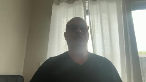 Snapshot of beatsboy87 chatting on June 17, 1:08 am beatsboy87 online show from June 17, 1:08 am
